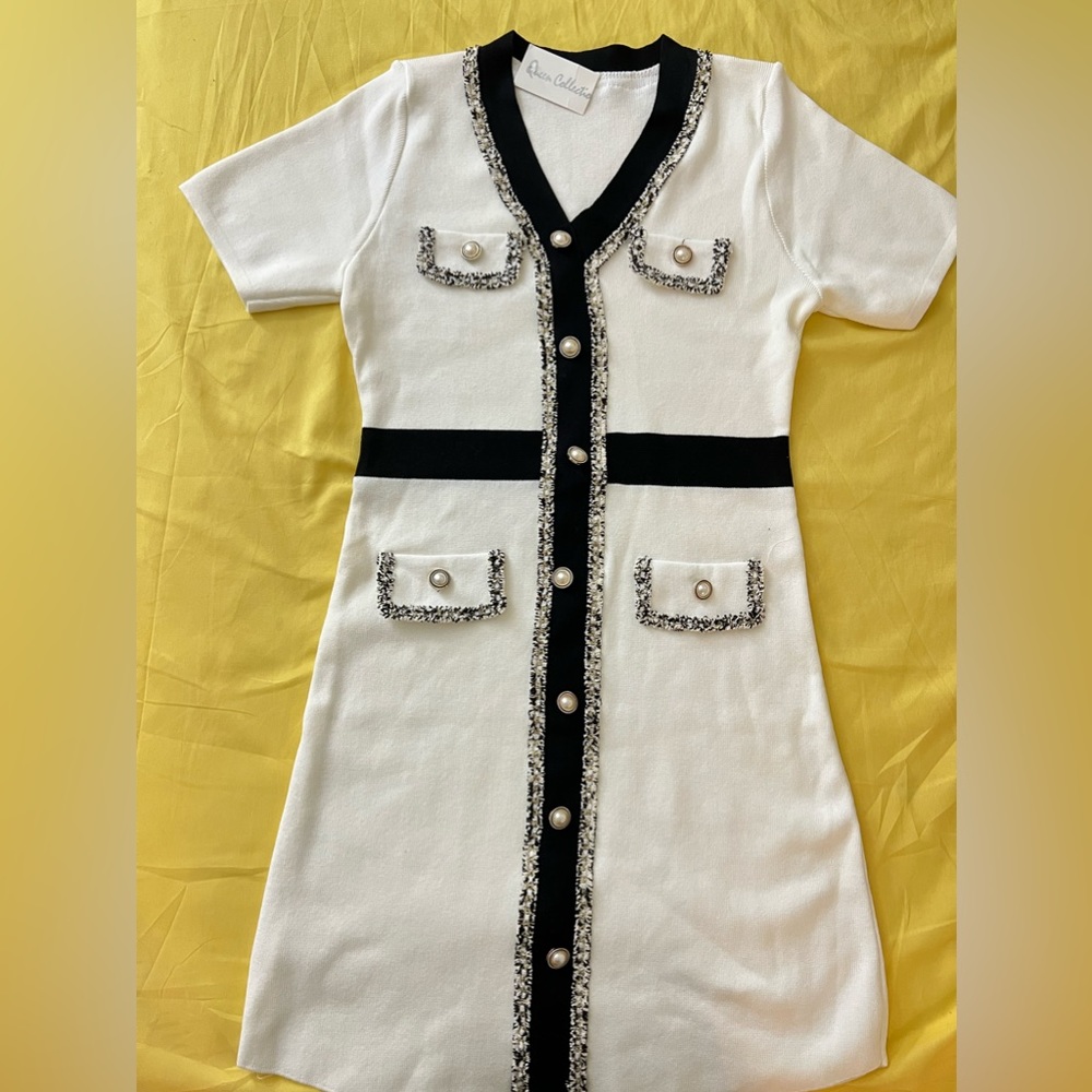 Knitted loyal white dress